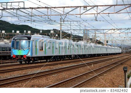 Seibu Railway 40000 series A class transport train that goes on the Tokaido main line Seibu Railway 40000 series A class transport train that goes on the Tokaido main line 83482492