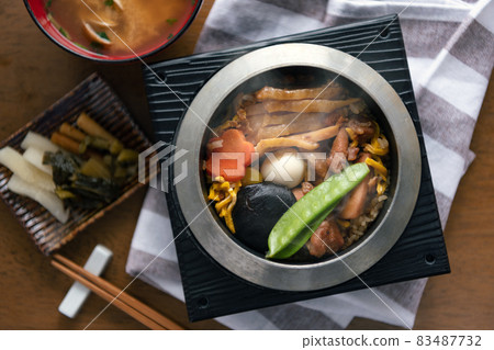 煮米飯 83487732