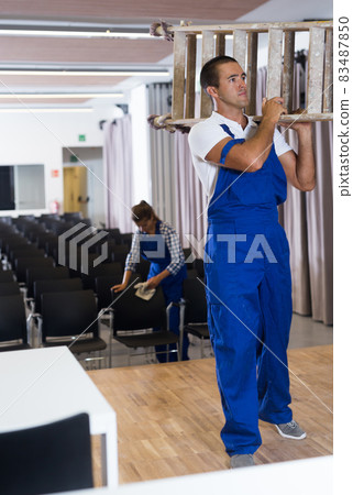 Workers in process of repair hall Workers in process of repair hall 83487850