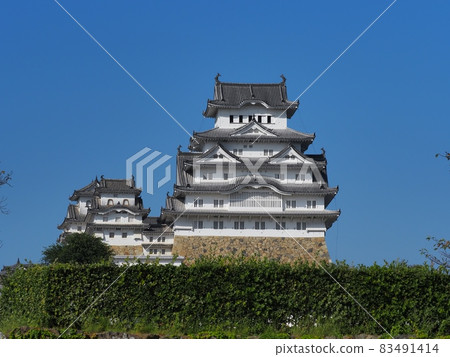 Himeji Castle, a national treasure, Himeji Castle in early autumn 2021 Himeji Castle, a national treasure, Himeji Castle in early autumn 2021 83491414