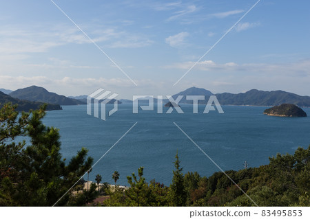 日本廣島縣奧之島古老而美麗的建築和風景 日本廣島縣奧之島古老而美麗的建築和風景 83495853