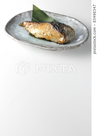 Taken with a white background of sablefish grilled with fat and a delicious grilled sablefish 83498347