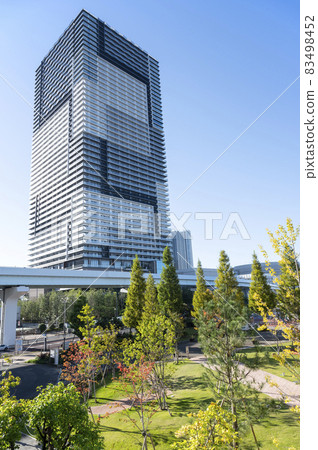 Scenery of buildings around Toyosu, Tokyo 83498452