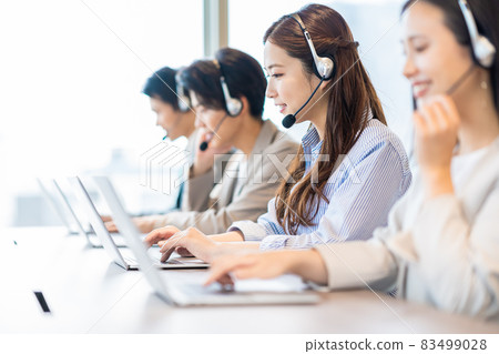 運營商拍攝合作“+SHIFT NO GIZAKA” 83499028