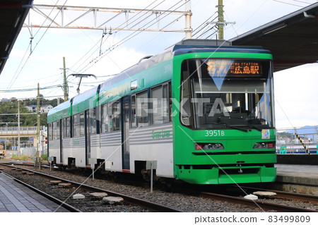 [Hiroshima Electric Railway] Hiroden Miyajimaguchi Station Type 3950 ~ Green Liner ~ 83499809