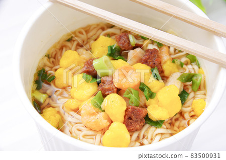 Cup Noodles 83500931