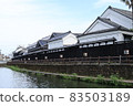 庫拉城市景觀和河流 83503189