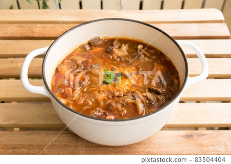 Cooking photo: Beef stew in enamel pot Cooking photo: Beef stew in enamel pot 83504404