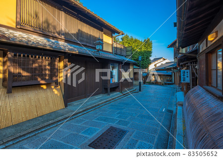 京都三寧坂二寧坂周邊的街景 83505652