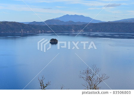 摩週湖和山脈 摩週湖和山脈 83506803