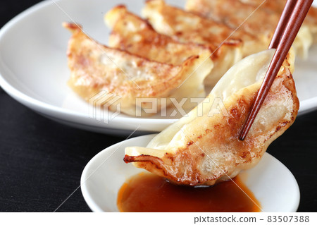 餃子 83507388