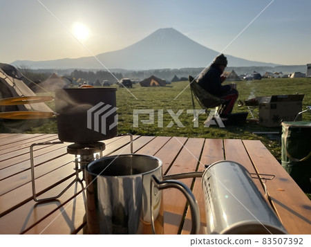 Sunrise x Mt. Fuji x Camp 83507392