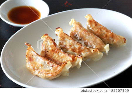 Gyoza Gyoza 83507399