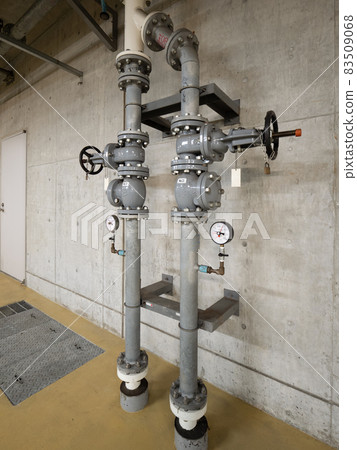 Plumbing of the building Plumbing of the building 83509068