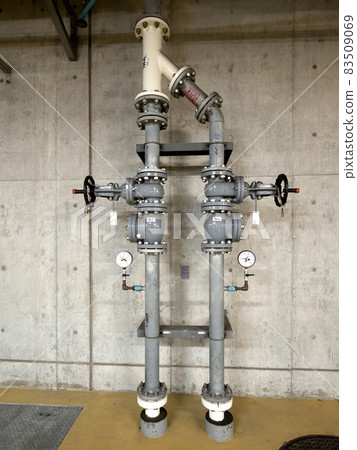Plumbing of the building Plumbing of the building 83509069