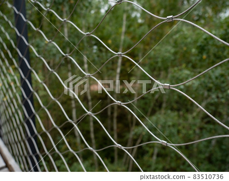 Modern chrome steel wire mesh fence with pressed joints 83510736