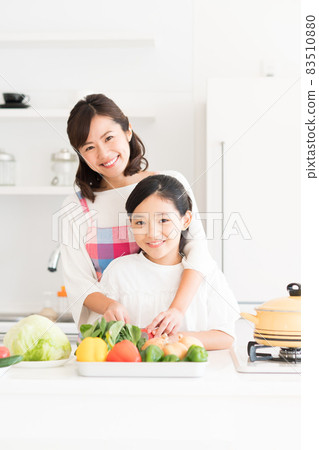 父母和孩子的廚房 父母和孩子的廚房 83510880