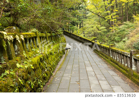 通往榛名神社的鵝卵石 通往榛名神社的鵝卵石 83513610