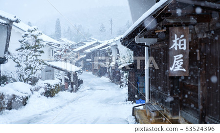 冬天門在冬天 冬天門在冬天 83524396