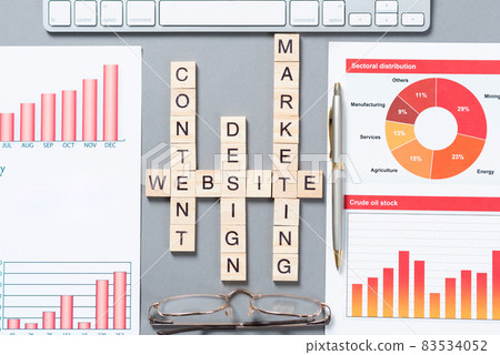 Web marketing concept with letters on cubes Web marketing concept with letters on cubes 83534052