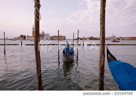 Panoramic view of Laguna Veneta of Venice and San Giorgio Maggiore Island 83534784