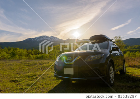山地和 4x4 山地和 4x4 83538287