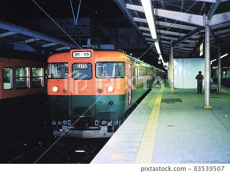 165系列臨時大垣夜行列車 83539507