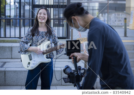 Musician cameraman gimbal Musician cameraman gimbal 83540942