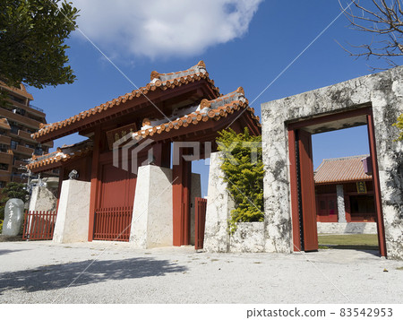 Okinawa Naha Kume Shiseibyo (Kouko Mausoleum) / Shiseibyo, Naha, Okinawa, Japan 83542953