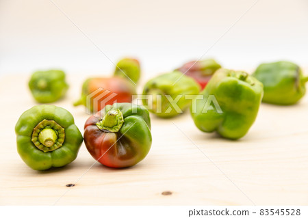 Peppers scattered apart 83545528