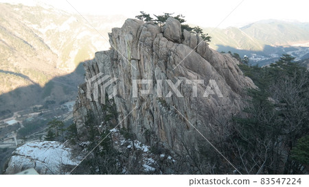 snowy winter mountains snowy winter mountains 83547224