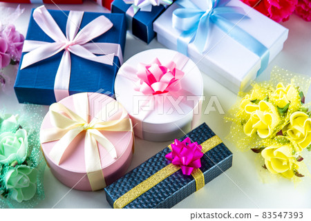 Present image Present image 83547393