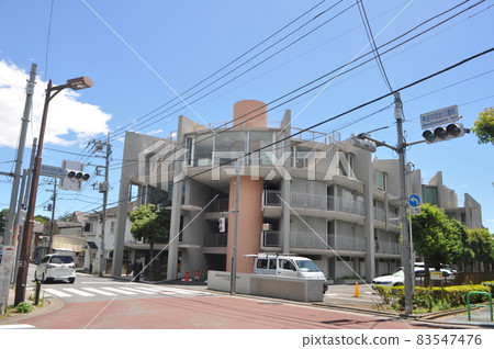 Shakujii Park Apartment / Shigeru Ban Shakujii Park Apartment / Shigeru Ban 83547476
