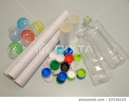 Summer vacation materials Recycled materials PET bottles Wraps Toilet paper cores Gacha capsules Summer vacation materials Recycled materials PET bottles Wraps Toilet paper cores Gacha capsules 83548220