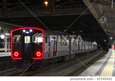[JB] Kagoshima Main Line 821 Series (Tosu Station) 83548402