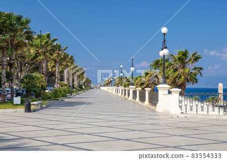 Reggio di Calabria promenade Lungomare Falcomata, Southern Italy Reggio di Calabria promenade Lungomare Falcomata, Southern Italy 83554333