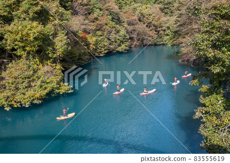 Lake Shima Lake in autumn, Nakanojo Town, Gunma Prefecture Lake Shima Lake in autumn, Nakanojo Town, Gunma Prefecture 83555619