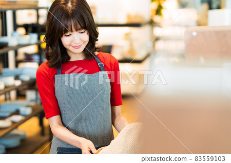 文員，兼職，客戶服務，服裝，休閒 83559103