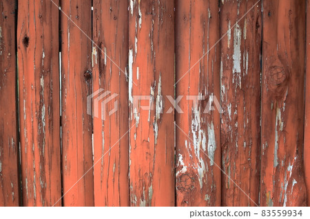 有剝落的油漆的木牆 83559934