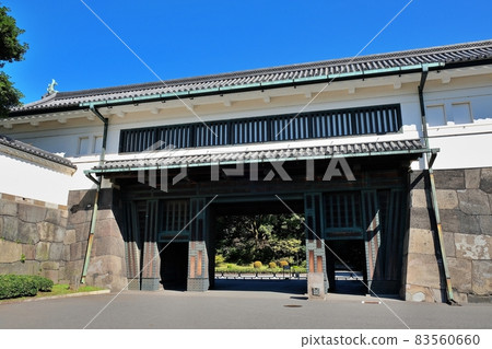 Edo Castle Ote-mon (Watashimon) 83560660