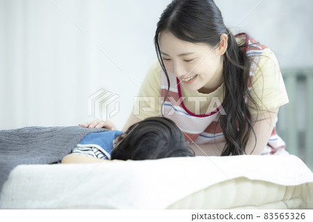 Sleeping 83565326