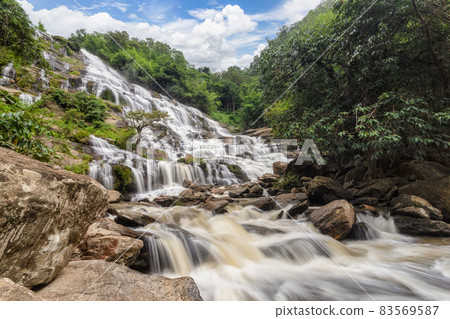 Mae Ya waterfall, Beautiful waterfall in area Doi Inthanon National Park, Chiang Mai Mae Ya waterfall, Beautiful waterfall in area Doi Inthanon National Park, Chiang Mai 83569587