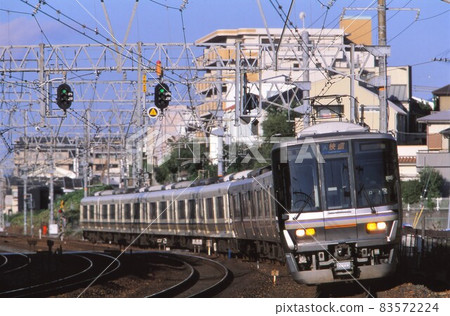 JR West 223 series + 221 series rapid train JR West 223 series + 221 series rapid train 83572224