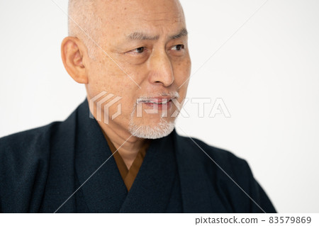 日式服裝老人和服 83579869