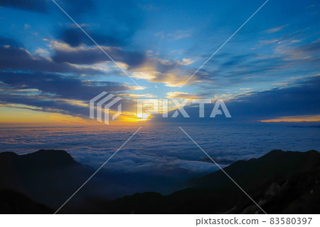 Sunrise from Mt. Otensho Sunrise from Mt. Otensho 83580397