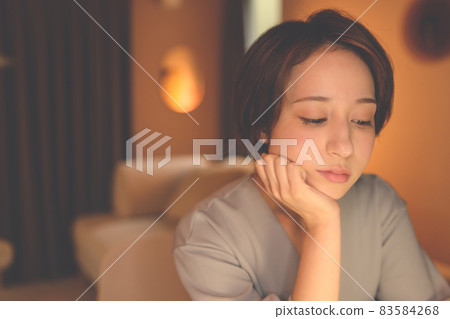 Female portrait Female portrait 83584268