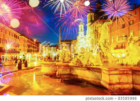 Piazza Navona, Rome, Italy 83585998