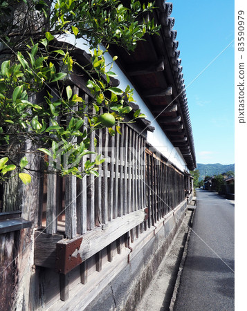 Scenery with a samurai residence in Horiuchi, Hagi City 83590979