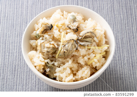 蠔油飯。 蠔油飯。 83591299