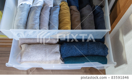 Image of changing clothes. Organize clothes. Image of changing clothes. Organize clothes. 83591846